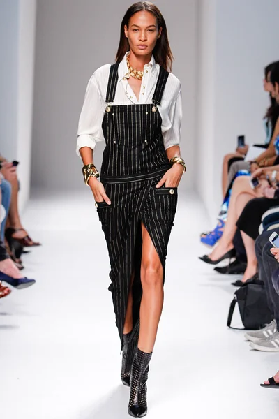 Look 29